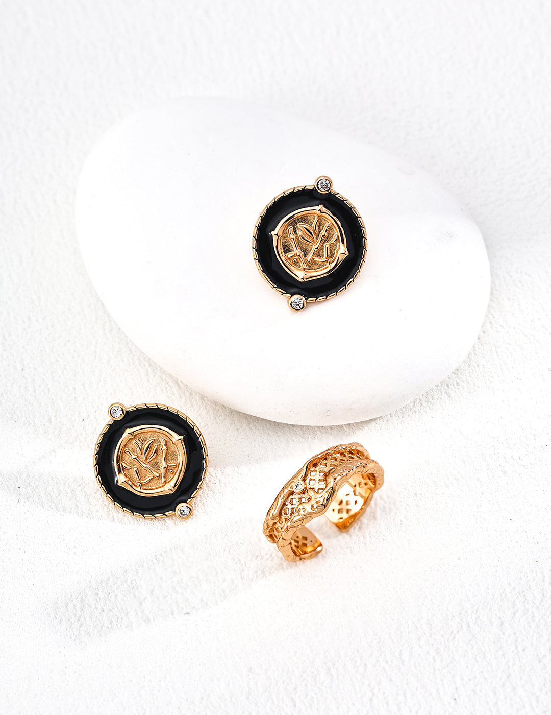 Molten Gold Statement Ring with Crystal Detail