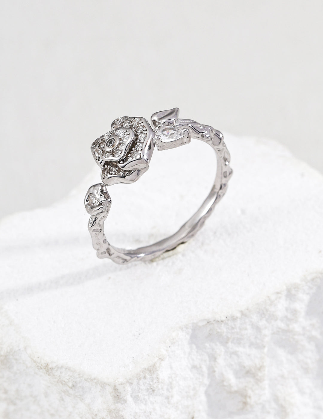Floral Zircon Open Ring – Delicate Gold Flower Ring