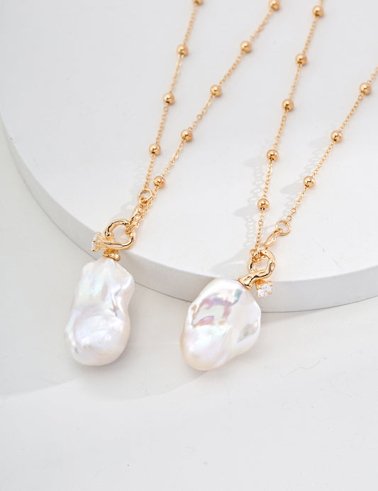 Baroque Pearl Pendant Necklace