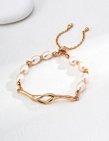 Gold Pearl Bracelet – Organic Wave Design