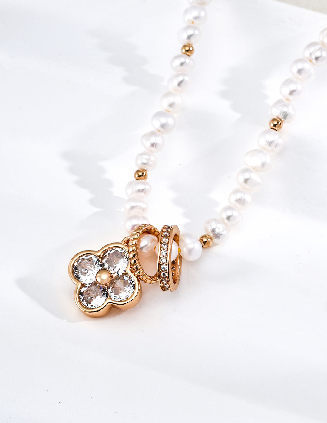 Lucky Clover Pearl Necklace