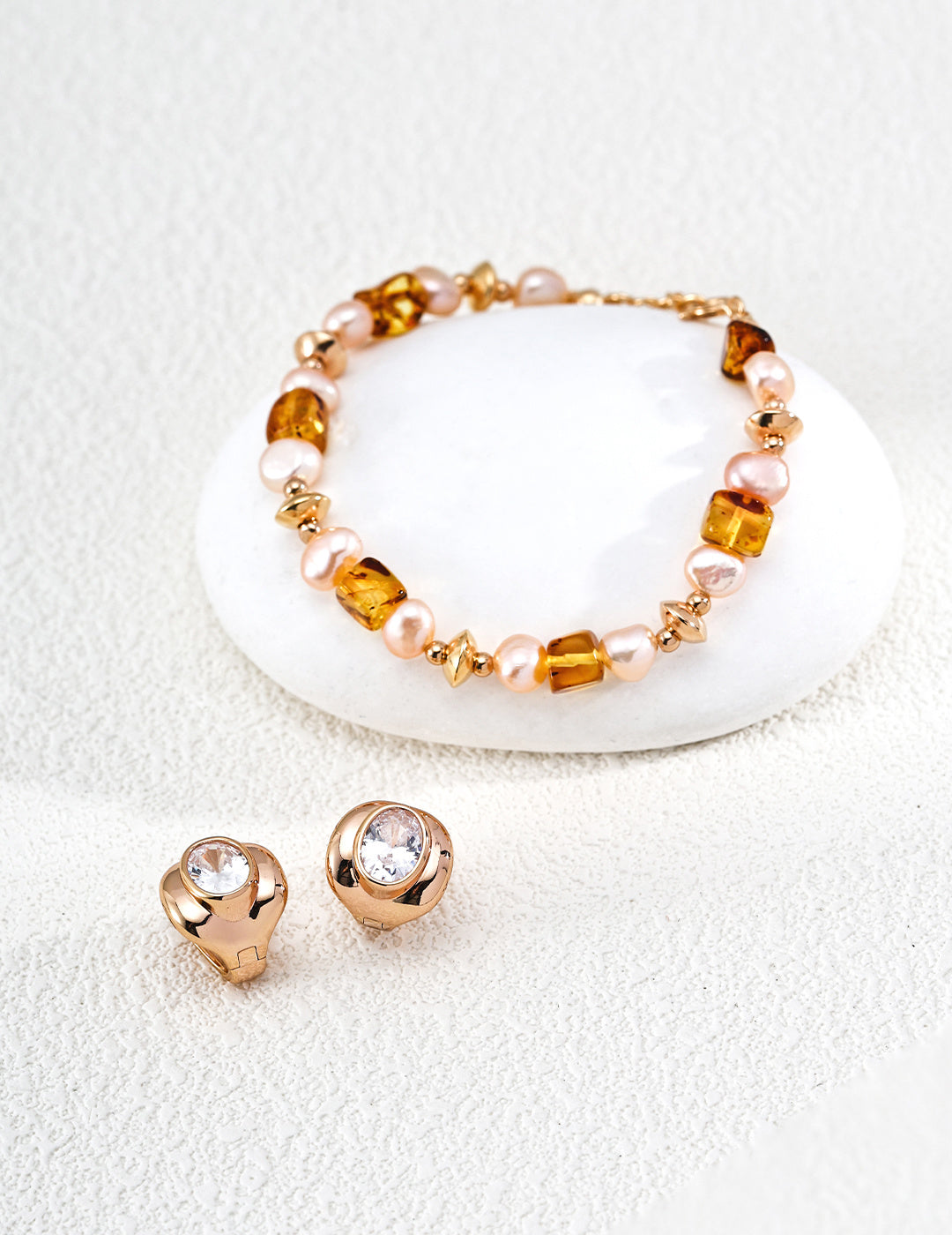 Minimal Gold Stud Earrings
