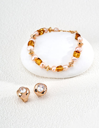 Minimal Gold Stud Earrings